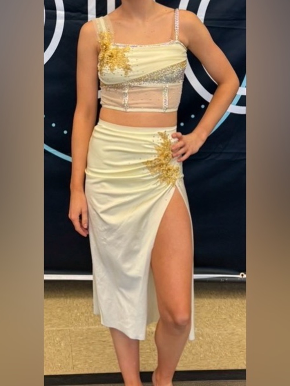 Embellished Cream High-Slit Midi Skirt Set - Designer